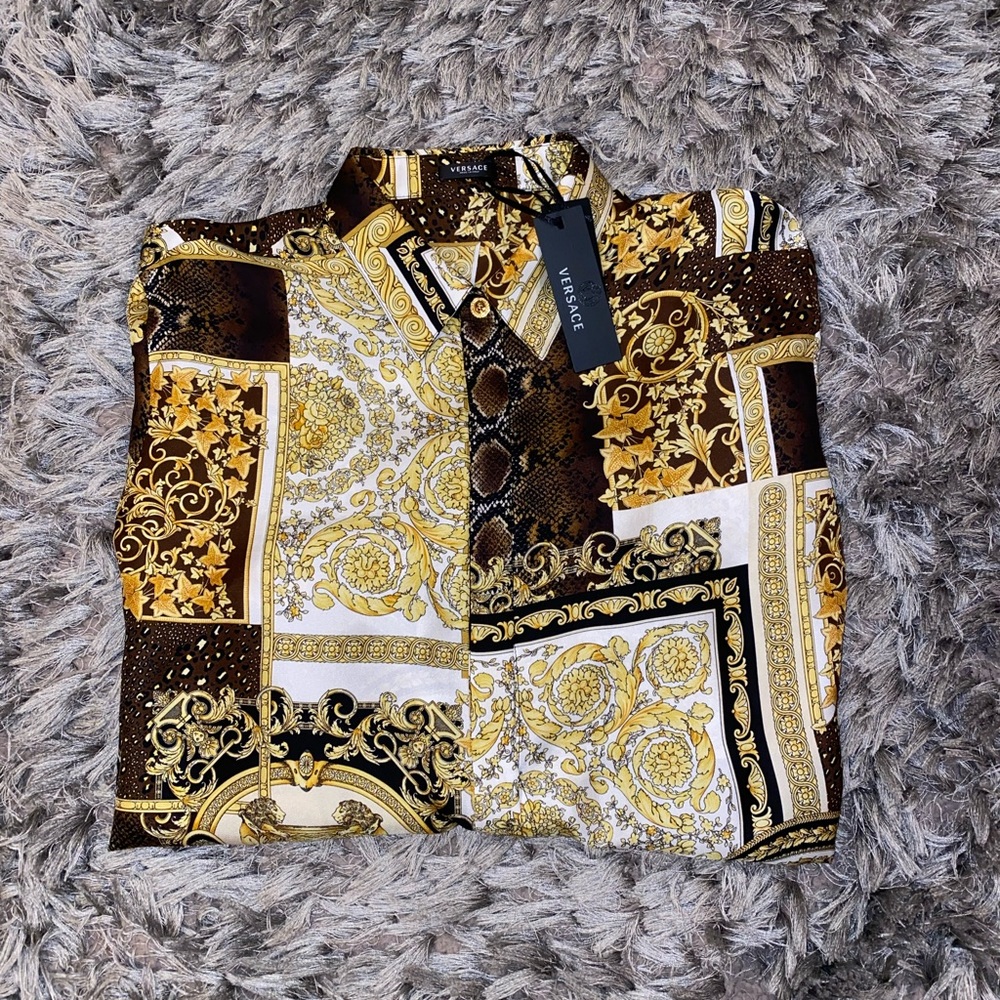 New! Women’s Versace Silk Shirt!